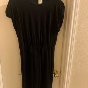 Elegant Black Women's Dress, no size listed but fits as S-M